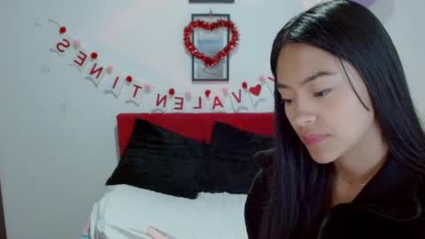 Nataly Escobar online show from September 22, 12:20 pm