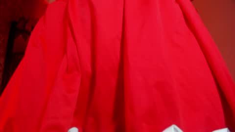 Natasha Anurak online show from April 13, 3:00 am