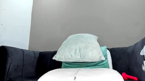 Natashaberry online show from December 12, 2:55 pm