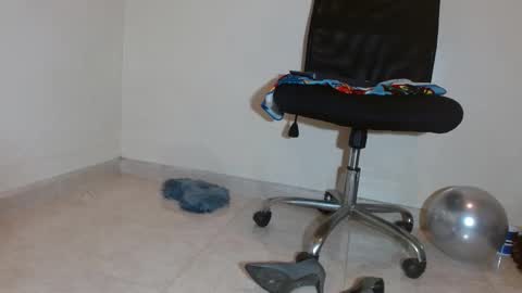 Snapshot of nath_dawson chatting on September 17, 12:52 pm nath_dawson online show from September 17, 12:52 pm