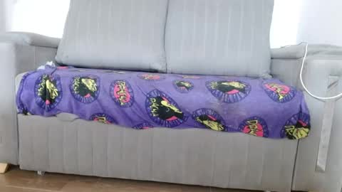 nath_dawson online show from April 16, 12:27 pm