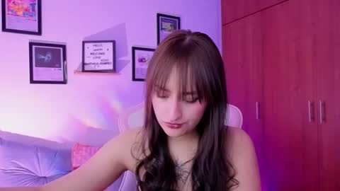 Nathalia Ramirez online show from March 12, 6:50 am