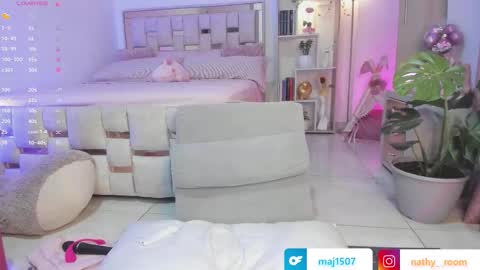    online show from September 18, 2:37 am