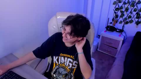 nathalyy_ds online show from September 19, 3:54 am