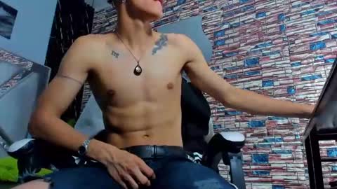 nathan_carson1 online show from December 20, 1:33 pm