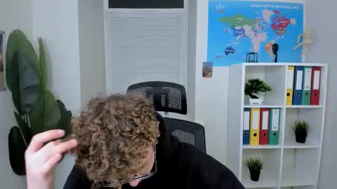 Nathan online show from November 15, 3:02 pm