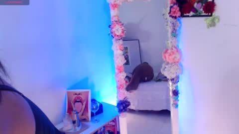 Nathalia online show from March 18, 12:16 am