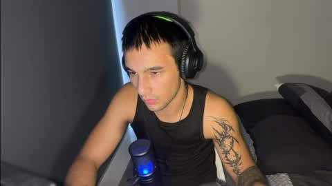 native_boy2 online show from March 30, 4:56 am