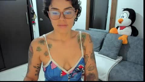 natt_op online show from May 13, 1:37 am