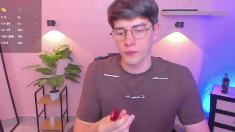 Nathaniel online show from May 9, 2:39 am