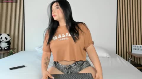 naty_model25 online show from November 4, 7:26 pm