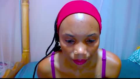 naughtyxoxo online show from February 16, 9:35 pm