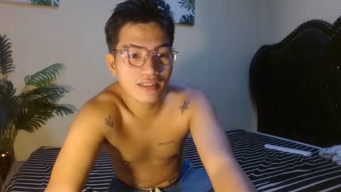 naughty_angelo online show from May 5, 11:49 am