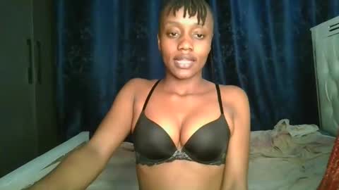 naughty_ellaa online show from October 19, 6:56 pm