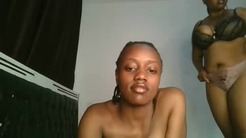 naughty_ellaa online show from October 12, 7:16 pm