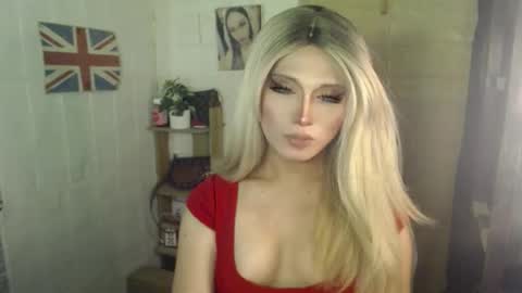 Snapshot of naughty_kim20 chatting on October 25, 2:34 am alexa online show from October 25, 2:34 am