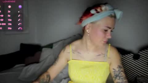 Maria  online show from November 27, 8:38 pm