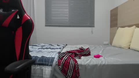 Ann online show from October 22, 4:52 pm