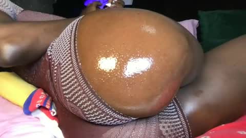 naughty_sandrah online show from July 6, 4:20 am