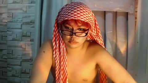 naughty_ursula21xxx online show from February 12, 6:40 pm