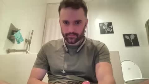 naughtycanadian69 online show from January 19, 2:47 am