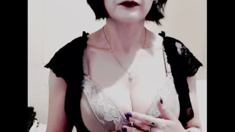 Jenny online show from June 10, 11:53 am