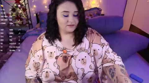 Chris online show from December 17, 12:45 pm