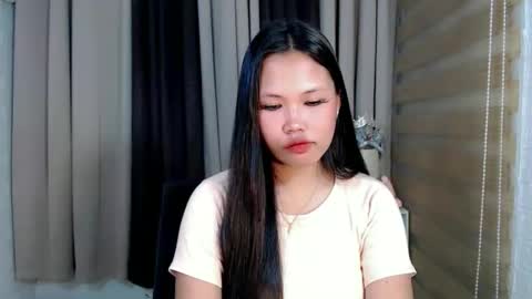 naughtymorenagirl online show from November 21, 5:05 am