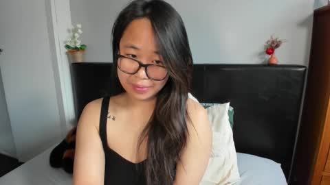 Gigi Chu  online show from March 12, 2:10 pm