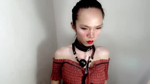 Snapshot of naughtypetiteangel chatting on September 29, 9:41 am naughtypetiteangel online show from September 29, 9:41 am