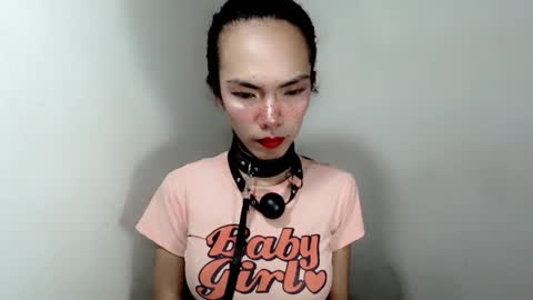 Snapshot of naughtypetiteangel chatting on October 29, 9:59 pm naughtypetiteangel online show from October 29, 9:59 pm