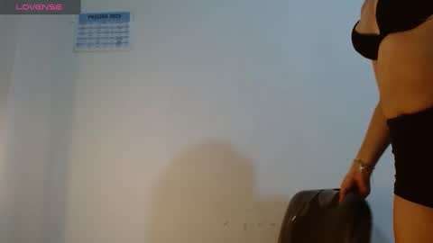 naughtyplayass online show from February 20, 1:30 pm