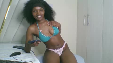 Snapshot of naughtyruby12 chatting on October 9, 1:44 am shyreen online show from October 9, 1:44 am