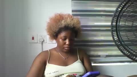 naughtyxpussyx online show from October 22, 10:40 am