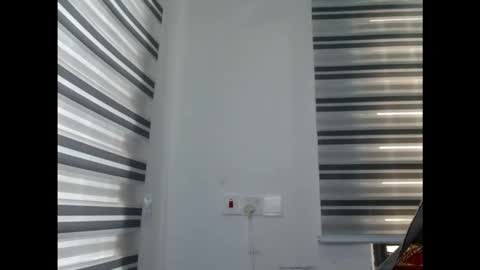 naughtyxpussyx online show from October 16, 11:54 am