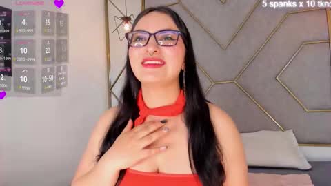 NavannyCattan online show from October 9, 1:55 am