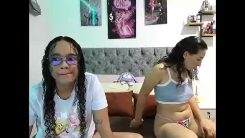 nay_and_aleja online show from May 21, 3:02 am