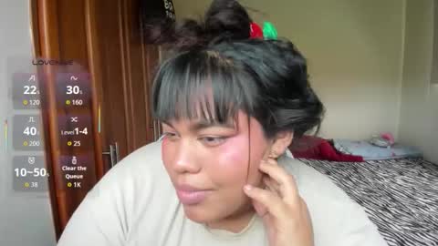 nayara_hinny online show from January 14, 7:00 pm