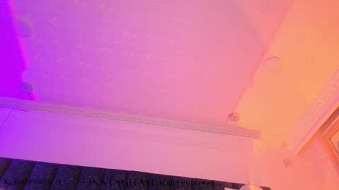 Snapshot of naylapot_ chatting on September 25, 12:23 pm Juli  online show from September 25, 12:23 pm