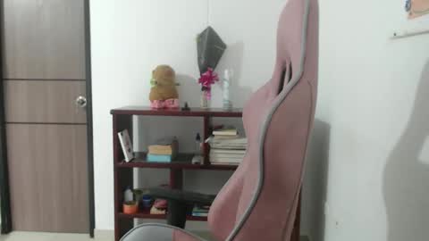 Nebyula online show from April 25, 2:03 pm