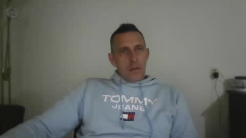 nederland77 online show from December 29, 5:21 am