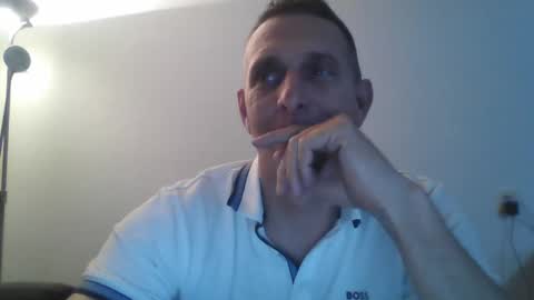 nederland77 online show from December 15, 5:53 pm