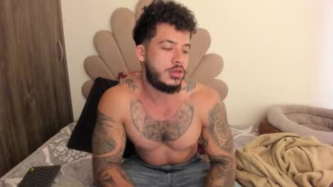 Nei turn green online show from December 5, 9:56 pm