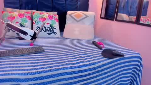 neferet_opal online show from February 14, 1:52 am