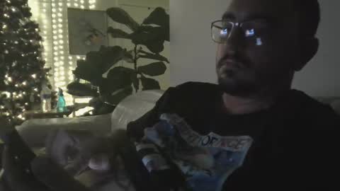 nefrako online show from December 21, 8:10 am