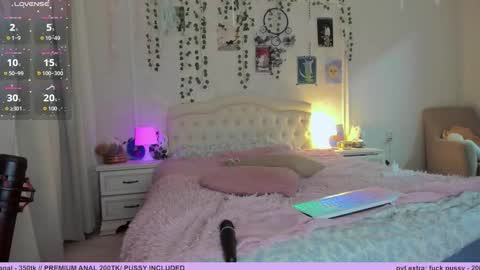 neko_kitsune online show from January 17, 5:11 pm