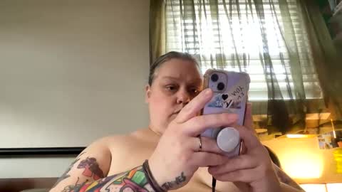 Nellie Atlas online show from April 14, 4:10 pm