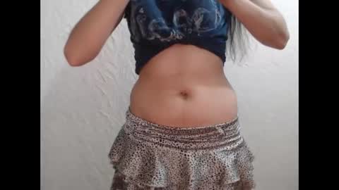 Nensy online show from November 12, 5:59 pm