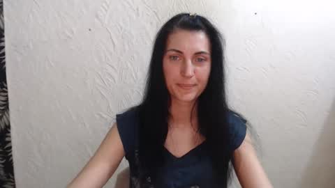 Nensy online show from May 6, 4:02 pm
