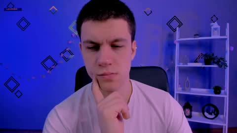 neo_raze_ online show from April 3, 6:59 pm